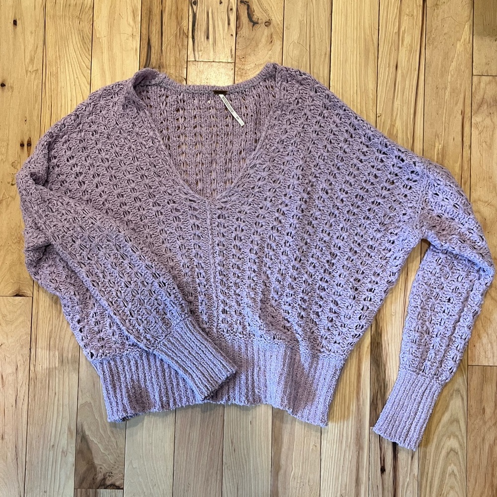 Free People lavender low neck sweater Med